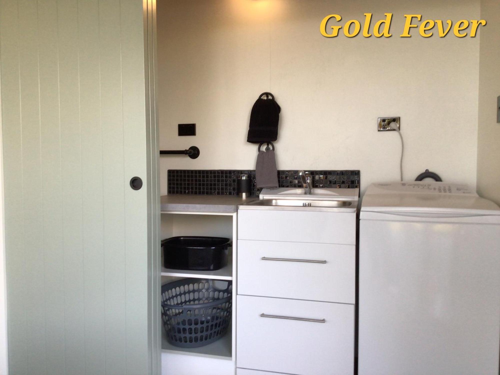 Charleston Goldfields Accommodation Exterior photo